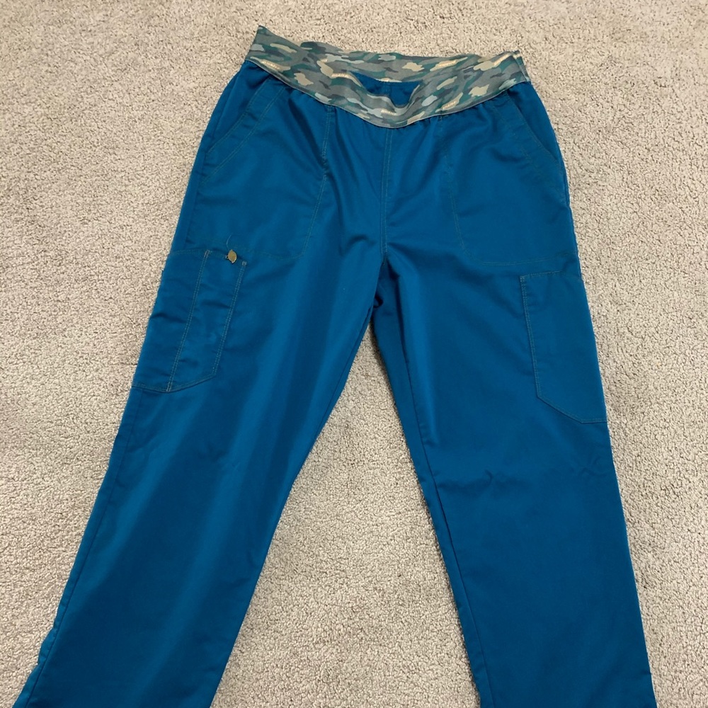Dickies brand scrub bottoms size medium